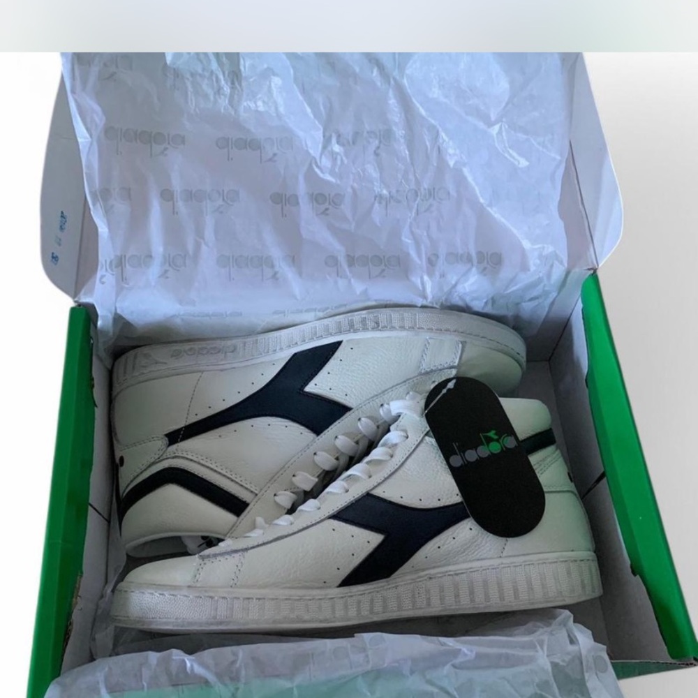 NIB Diadora High Tops